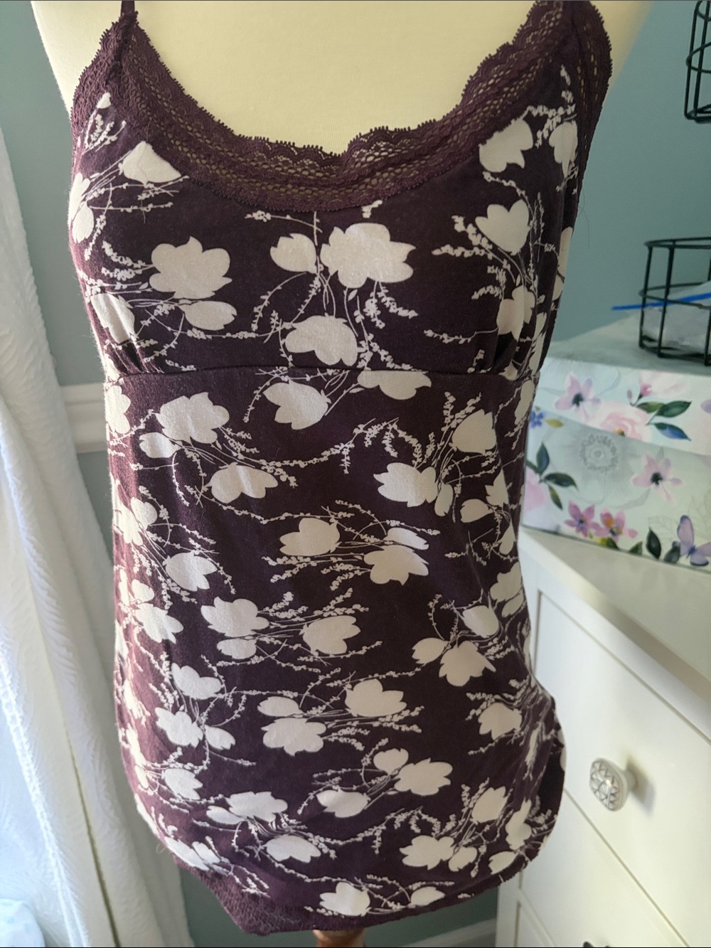 Women's Plum Floral Lace-Trim Cami Tank Top
